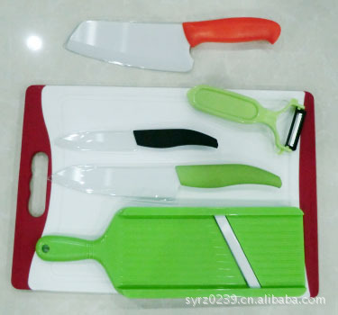 沈阳东北日用杂品市场卢惠娟日杂批发部 为您详解【3件套陶瓷刀】价格、厂家与选购要点